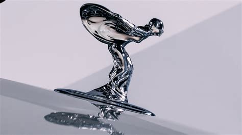 rolls royce spirit of ecstasy